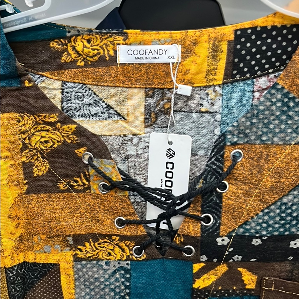 2 Abstract Print Women's Tops by Coofandy - Picture 8 of 9